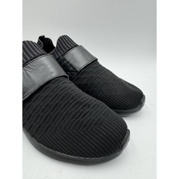 Propet TRAVELBOUND STRAP Women's Athletic Sneaker Black US Size 9 Wide NIB - Picture 2 of 11